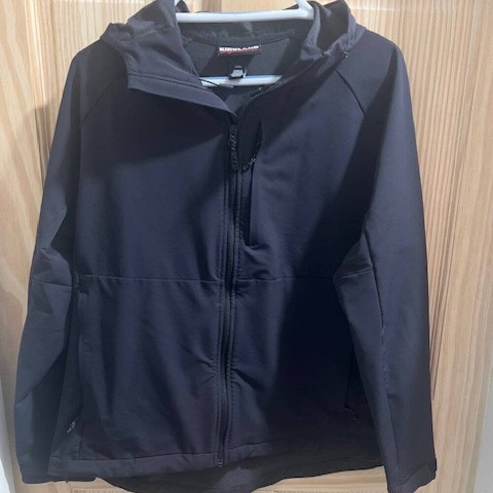 Kirkland‎ Signature Water Resistant Active Softshell Jacket in Black